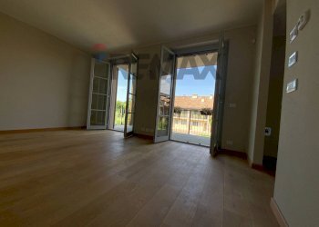 Stanza vuota - Two-room apartment Via Sant'Isidoro
 
1, Bogogno - photo 22