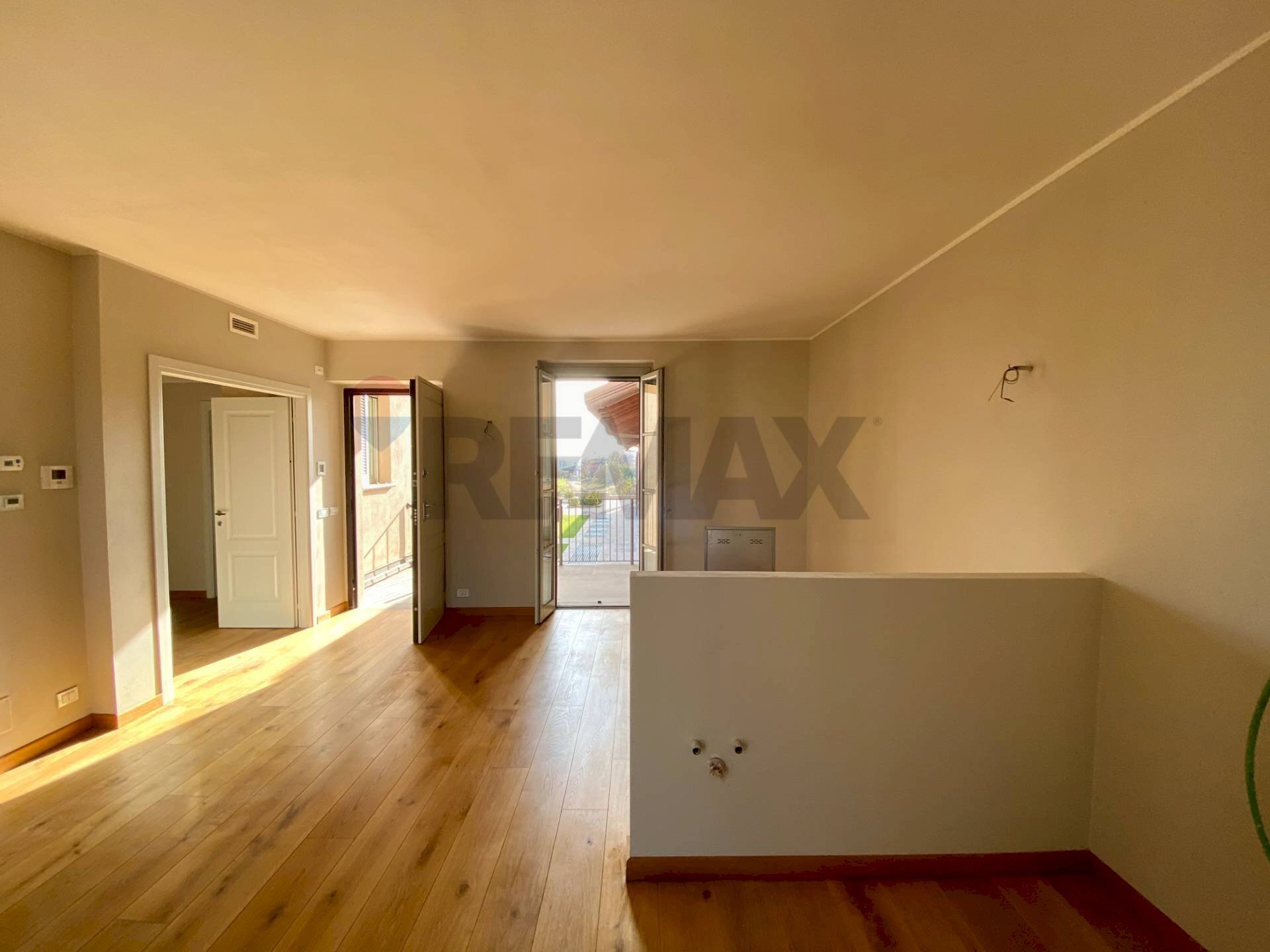 Sala ingresso e cucina a vista - Two-room apartment Via Sant'Isidoro
1, Bogogno - photo 2