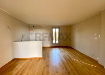 Sala ingresso - Two-room apartment Via Sant'Isidoro
 
1, Bogogno - photo 1