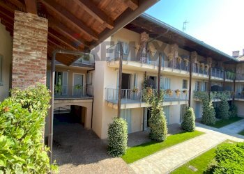 Balcone ed ingresso - Two-room apartment Via Sant'Isidoro
 
1, Bogogno - photo 1