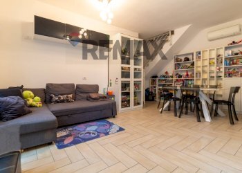 Sala da pranzo - Trilocale Via Achille GIammarioli
 
24, Frascati - foto 2