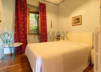 Camera / camera da letto - Villa Via del Capriolo
 
3, Tagliacozzo - foto 3