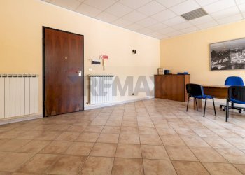 Stanza vuota - Ufficio via Delle Reccoce
 
s.n.c., Carsoli - foto 12