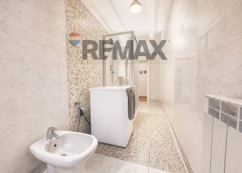 Bagno - Quadrilocale via ariosto
 
33, Venezia - foto 8