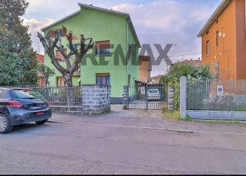 Casa all\'aperto - Two-room apartment Via Cristoforo Colombo
 
4, Parma - photo 1