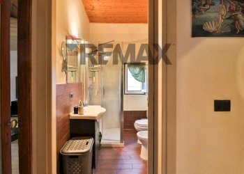 Bagno - Two-room apartment Via Cristoforo Colombo
 
4, Parma - photo 9