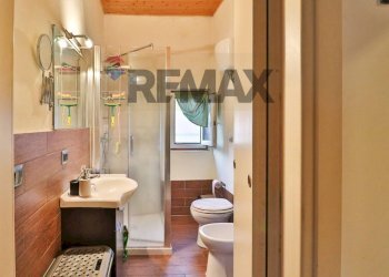 Bagno - Two-room apartment Via Cristoforo Colombo
 
4, Parma - photo 10