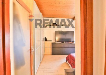 Camera / camera da letto - Two-room apartment Via Cristoforo Colombo
 
4, Parma - photo 12