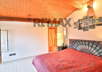 Camera / camera da letto - Two-room apartment Via Cristoforo Colombo
 
4, Parma - photo 13