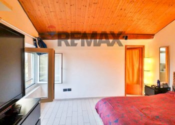 Camera / camera da letto - Two-room apartment Via Cristoforo Colombo
 
4, Parma - photo 14