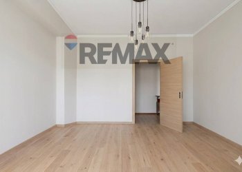 Stanza vuota - Two-room apartment viale Matteotti
 
499, Sesto San Giovanni - photo 4