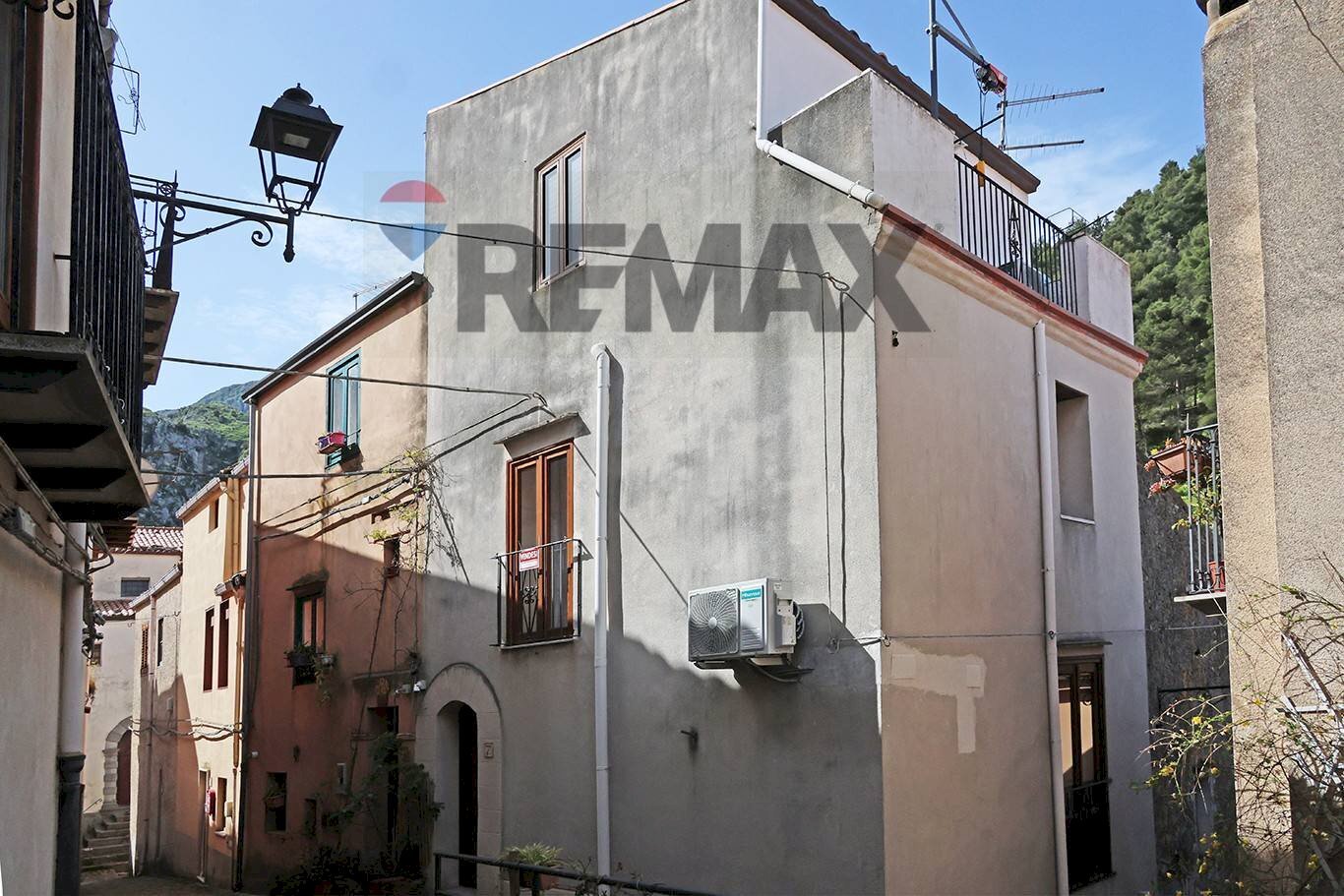 Facciata principale - Independent house via Ruggeri
7, Gratteri - photo 3