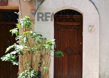 Portoncino di ingresso - Independent house via Ruggeri
 
7, Gratteri - photo 1