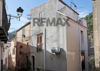 Facciata principale - Independent house via Ruggeri
 
7, Gratteri - photo 3