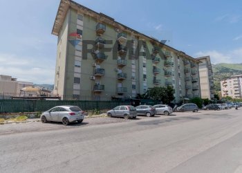 Edificio all\'aperto - Appartamento Via Castellana
 
116, Palermo - foto 1