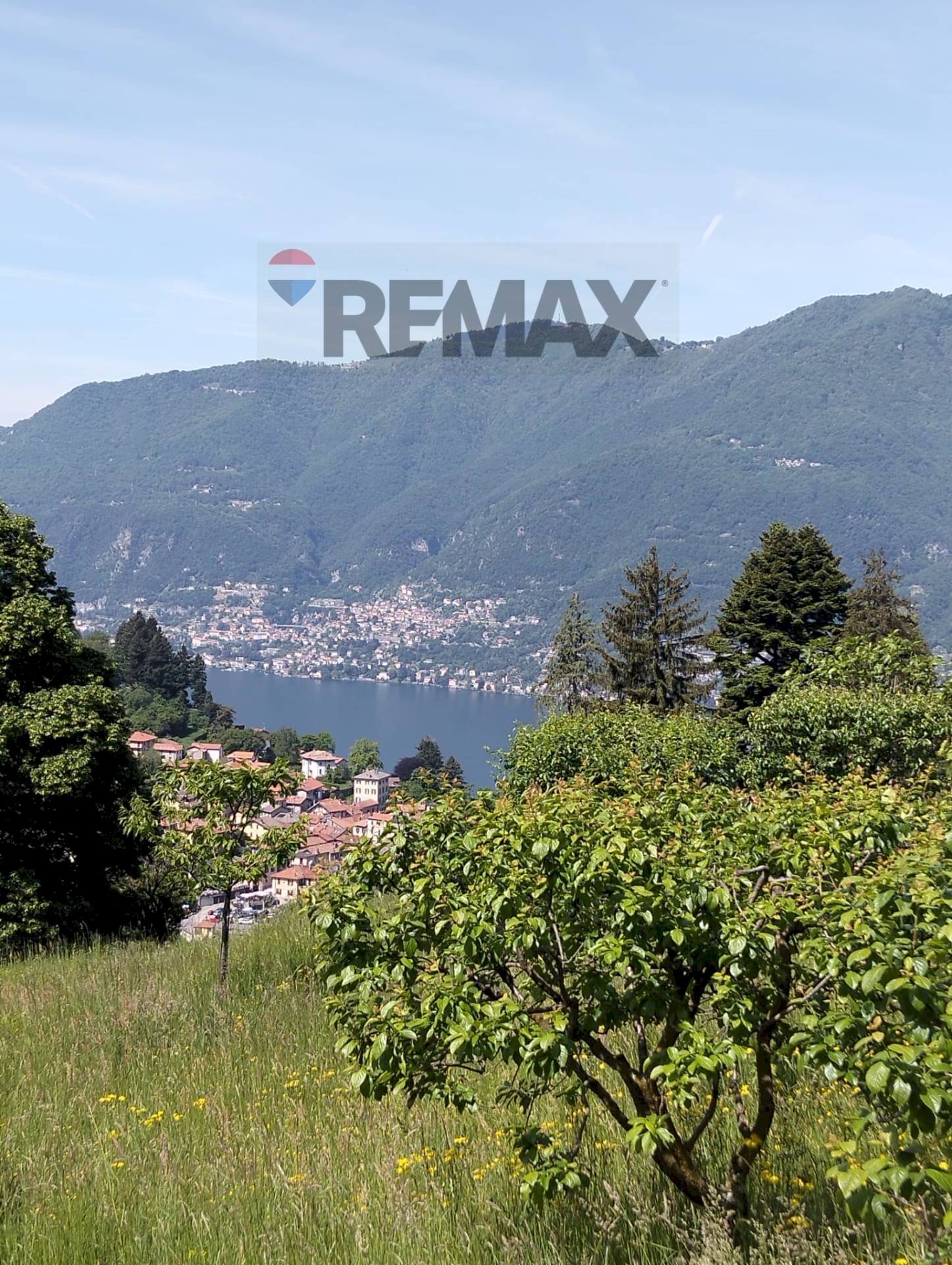 Vista delle montagne - Casa semi indipendente Via Per Bicogno
 
14, Faggeto Lario - foto 3