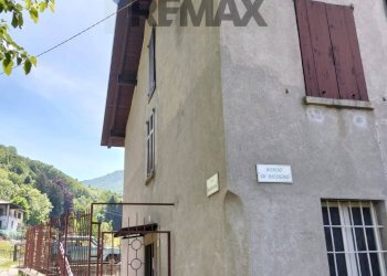Casa all\'aperto - Casa semi indipendente Via Per Bicogno
 
14, Faggeto Lario - foto 1