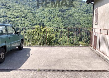 Vista delle montagne - Casa semi indipendente Via Per Bicogno
 
14, Faggeto Lario - foto 19