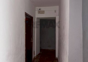 Hall / corridoio - Laboratory Piazzetta Della Canna
 
4, Palermo - photo 19