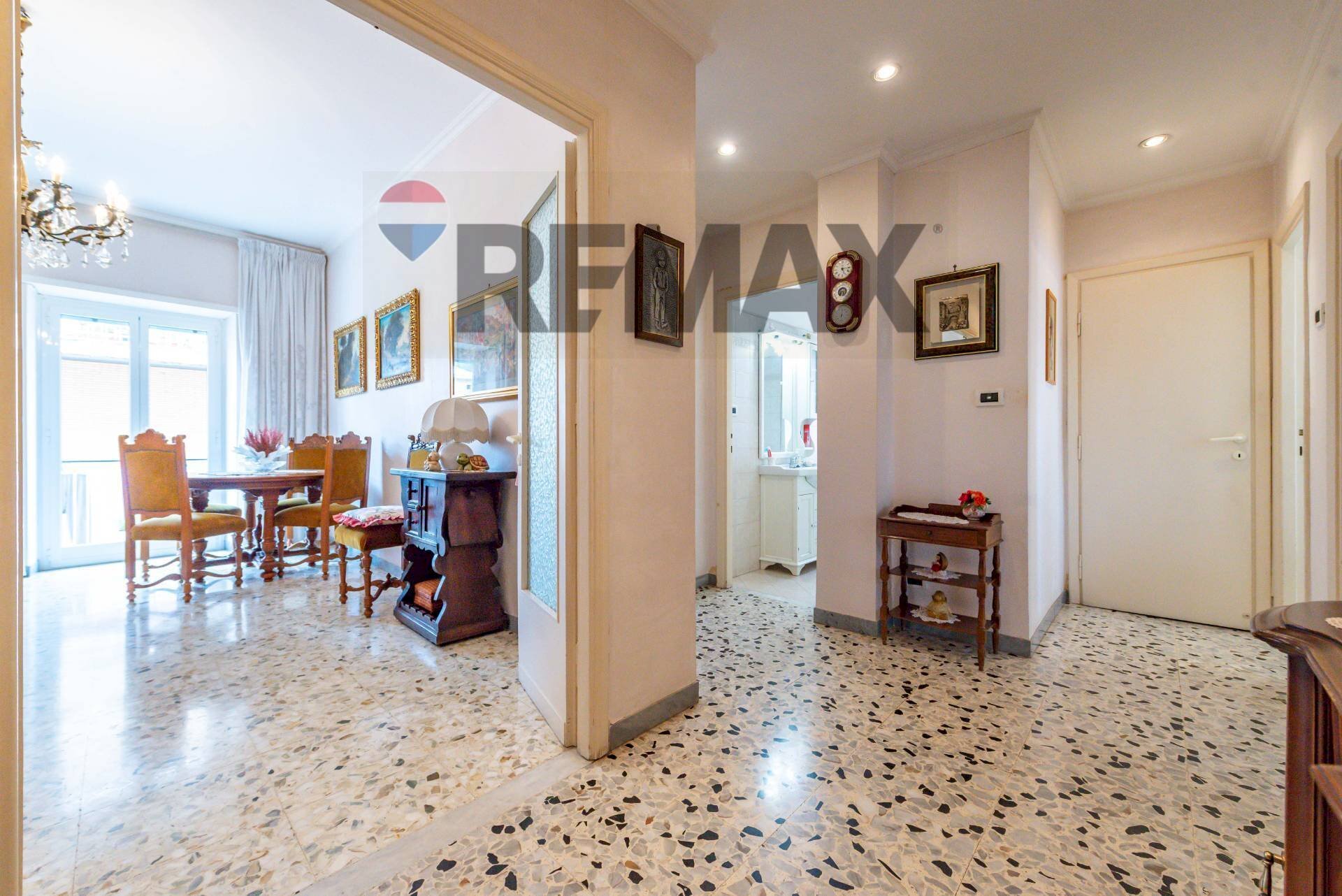 Hall / corridoio - Trilocale Via Diano Marina
 
24, Roma - foto 3