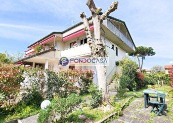 Foto 1 - Appartamento Via Enrico de Nicola
 
79, Camaiore - foto 1