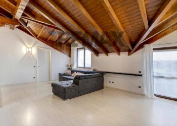 Soggiorno - Non-buildable land Via Giuseppe Garibaldi
 
105, Ferno - photo 21