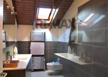 Bagno - Trilocale Via Giuseppe Garibaldi
 
105, Ferno - foto 24