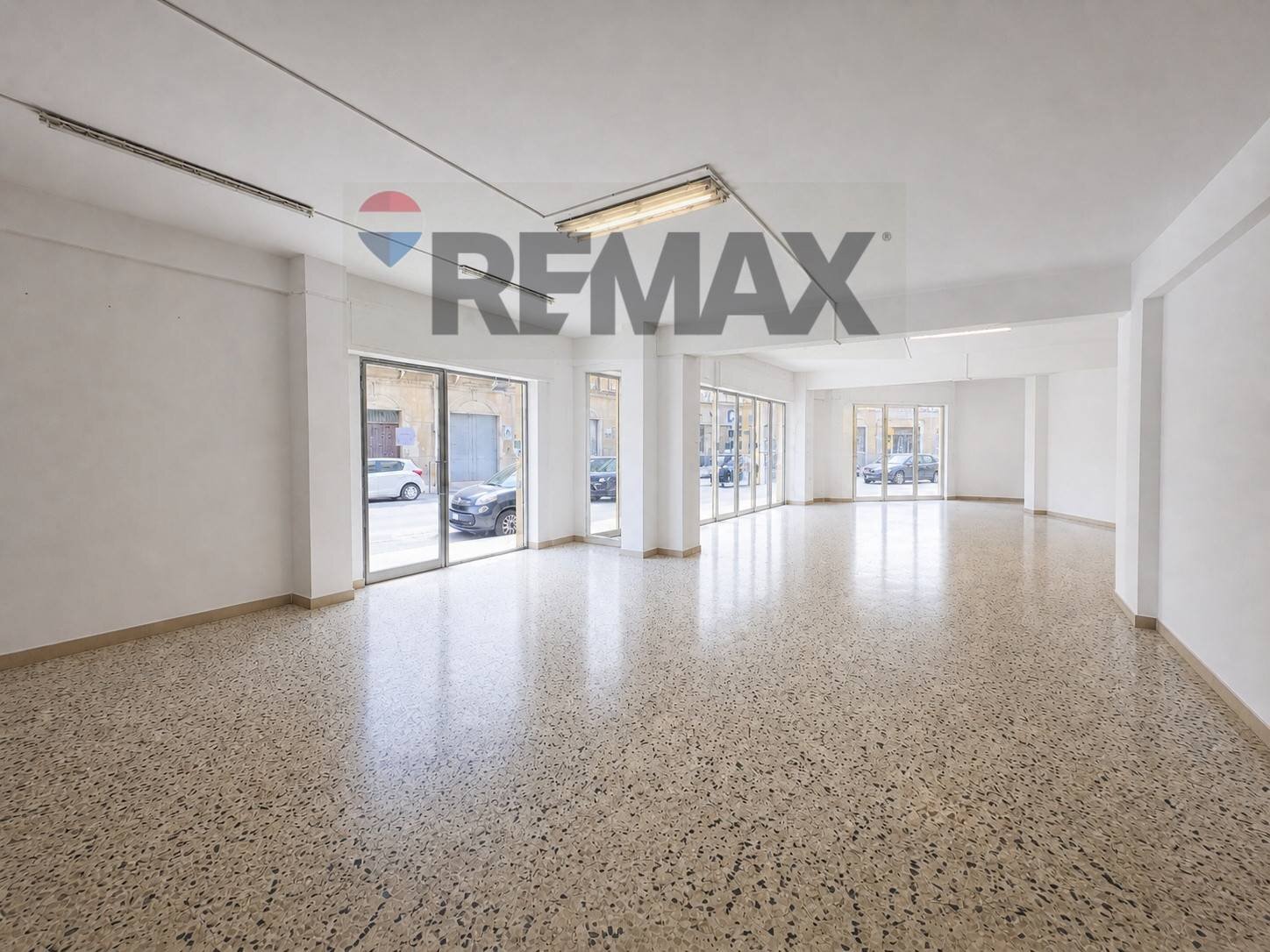 Stanza vuota - Commercial Premises Via Conte Agostino Pepoli
 
31, Trapani - photo 1