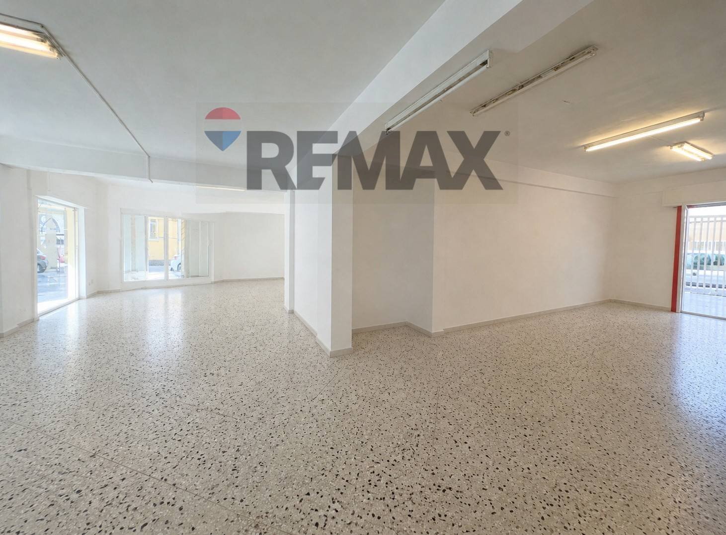 Stanza vuota - Commercial Premises Via Conte Agostino Pepoli
 
31, Trapani - photo 3
