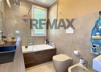 Bagno - Apartment via San Lorenzo
 
293, Palermo - photo 32