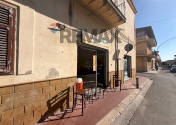 Edificio all\'aperto - Attività Commerciale Via Monsignor Evola
 
27, Terrasini - foto 7