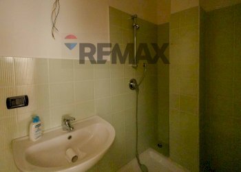 Bagno - Three-room apartment Via Luigi Settembrini
 
15, Bitonto - photo 18