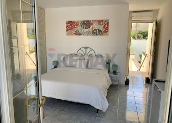 Camera / camera da letto - Independent house via san francesco da paola
 
36, Otranto - photo 37