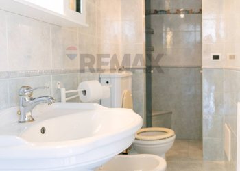 Bagno - Independent house via san francesco da paola
 
36, Otranto - photo 39