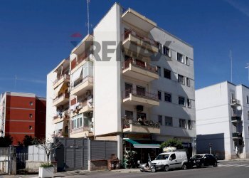 Edificio all\'aperto - Trilocale Via Daunia
 
5, Bari - foto 21