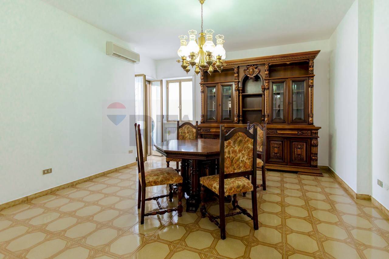 Sala da pranzo - Four-room apartment Via Beato Bartolo Longo
 
5, Ostuni - photo 2