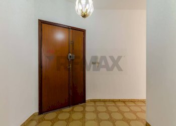 Hall / corridoio - Four-room apartment Via Beato Bartolo Longo
 
5, Ostuni - photo 4