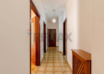 Hall / corridoio - Four-room apartment Via Beato Bartolo Longo
 
5, Ostuni - photo 9