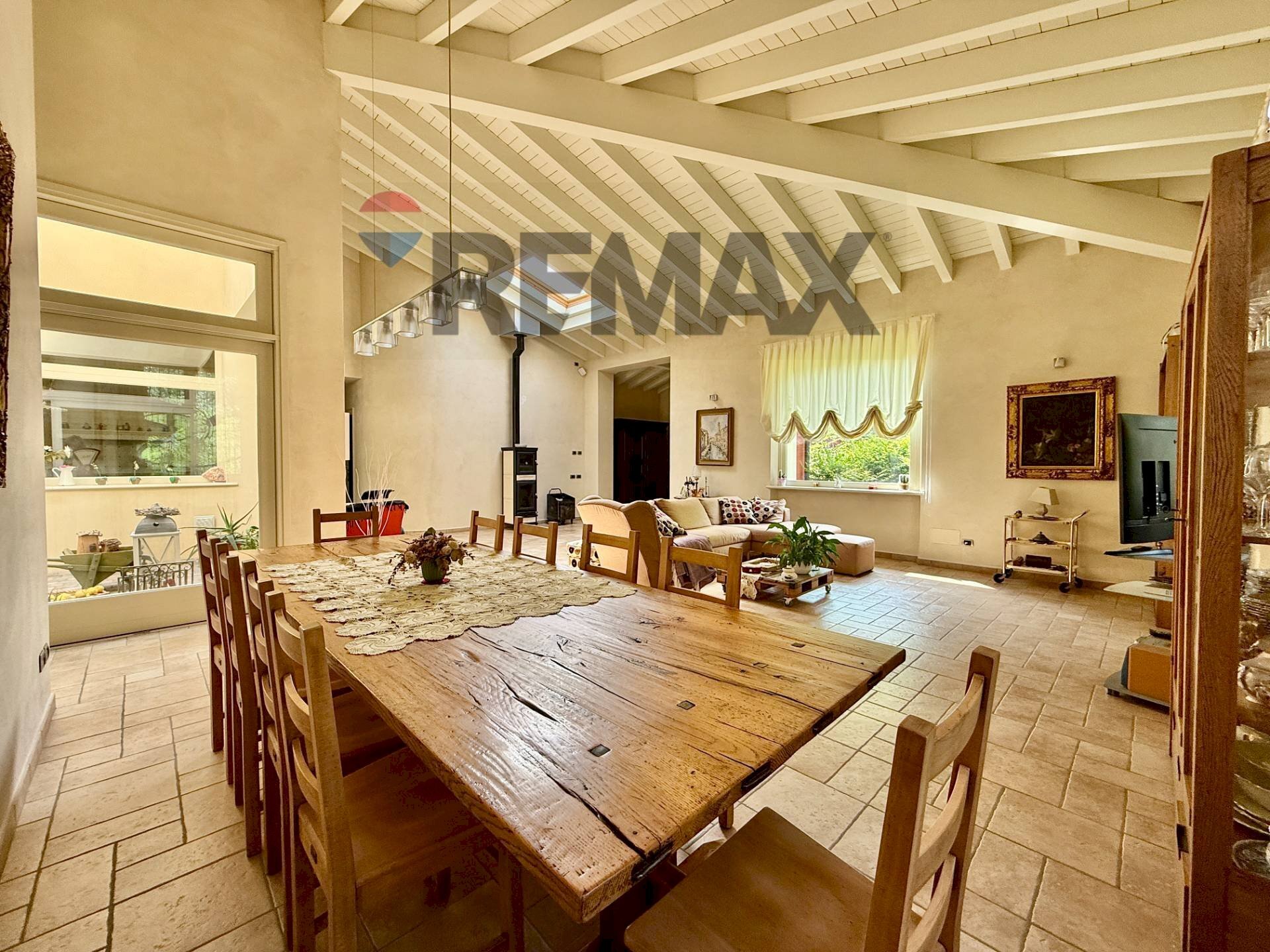 Sala da pranzo - Casa indipendente Via Montegrappa
 
29, Gadesco-Pieve Delmona - foto 2
