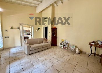 Soggiorno - Independent house Via Montegrappa
 
29, Gadesco-Pieve Delmona - photo 39