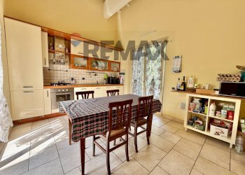 Sala da pranzo - Independent house Via Montegrappa
 
29, Gadesco-Pieve Delmona - photo 40