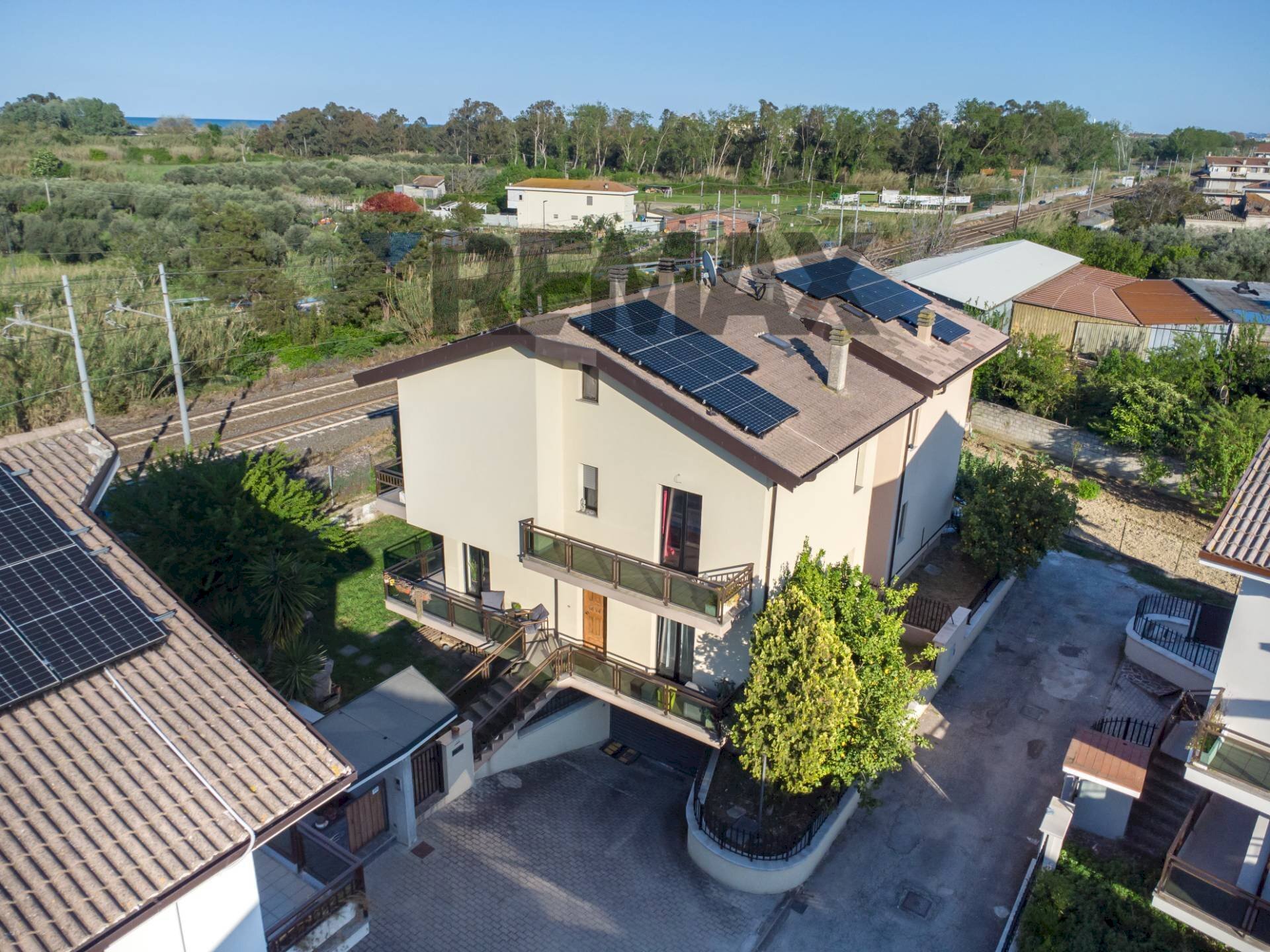 Casa all\'aperto - Casa indipendente VIALE MATRINO
222, Città Sant'Angelo - foto 2