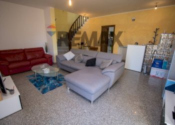 Soggiorno - Casa indipendente VIALE MATRINO
 
222, Città Sant'Angelo - foto 13