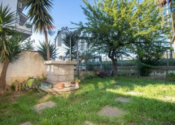 Giardino - Casa indipendente VIALE MATRINO
 
222, Città Sant'Angelo - foto 57