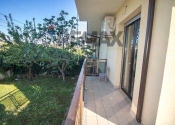 Balcone - Casa indipendente VIALE MATRINO
 
222, Città Sant'Angelo - foto 65