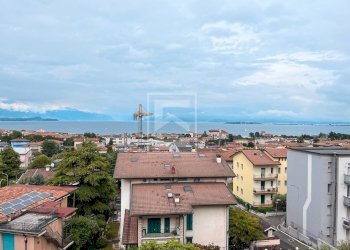 Foto 1 - Three-room apartment via villa del sole
9, Desenzano del Garda - photo 1