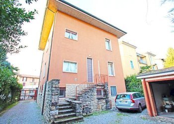 Cortile - Villa via santa lucia, Bergamo - photo 6