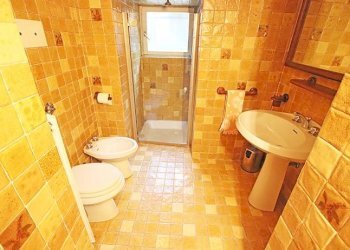 bagno - Villa via santa lucia, Bergamo - photo 49