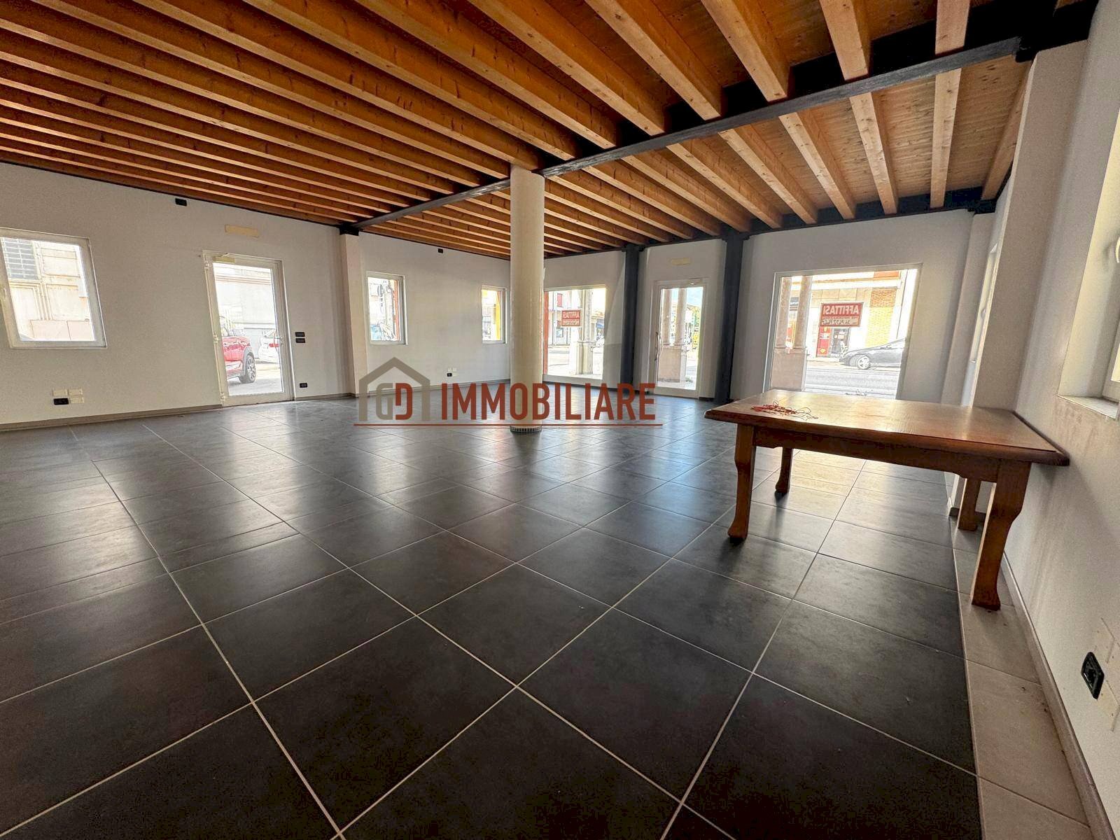 Foto 1 - Attività Commerciale via terraglio
 
260, Preganziol - foto 1