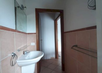 Foto 11 - Two-room apartment via Giuseppe Parini
 
10, Cecina - photo 11